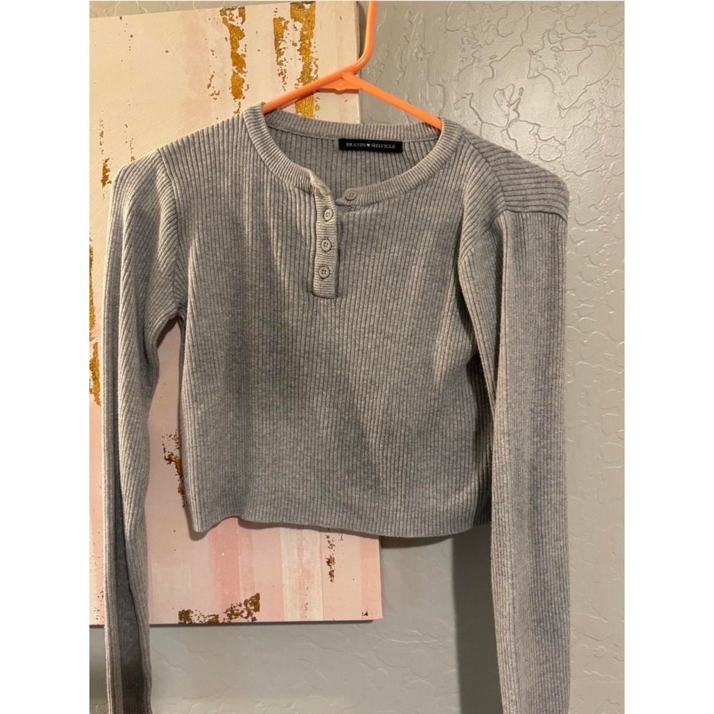 Brandy Melville Zelly Top Grey Ribbed Henley Long Sleeve Cropped Shirt One Size
